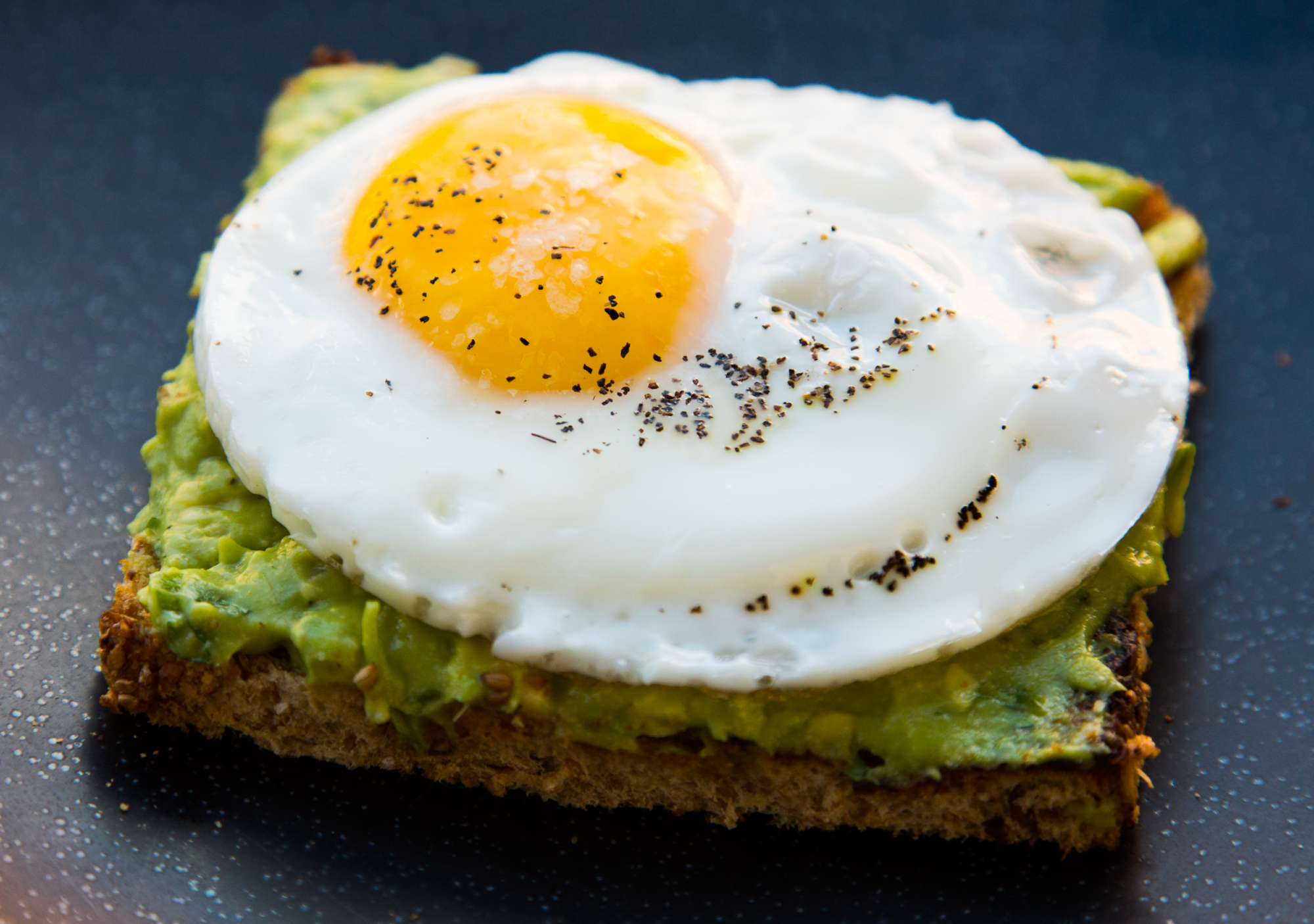 Avocado-Toast-w-sunny-side-up-egg